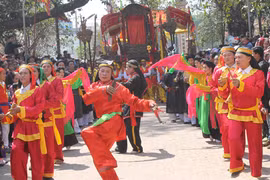 Độc đáo lễ hội Thổ Hà