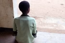 Hủ tục rợn người ở Malawi 