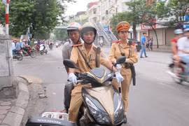 Hơn 50 trường hợp thí sinh được CSGT giúp đỡ