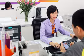 Lợi nhuận ngân hàng sụt giảm