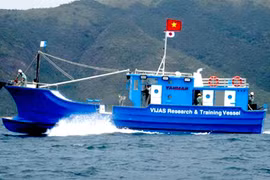 Không biến Việt Nam thành bãi rác tàu cũ