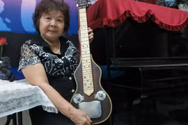 Thu về nhớ tiếng Hạ Uy Cầm