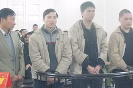 Đòi nợ bằng… “luật rừng”