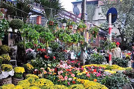 Giữ lấy chợ truyền thống 