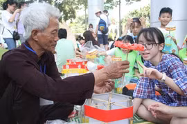 Người giữ lửa Trung thu