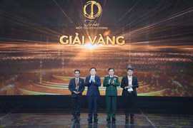 Trao giải cuộc thi và triển lãm ảnh “Tự hào một dải biên cương” năm 2022