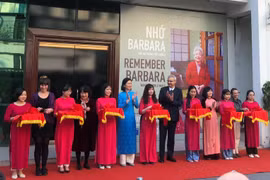"Nhớ Barbara"- Ký ức của những người phụ nữ đi qua chiến tranh