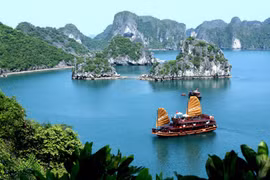 Triển lãm ảnh “Các di sản thế giới của Việt Nam và Lào”