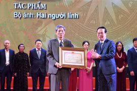 Trao tặng Giải thưởng Hồ Chí Minh, Giải thưởng Nhà nước về VHNT năm 2022 