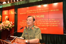 Quán triệt, học tập nhiều nội dung, quy định mới về công tác Đảng