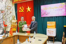 Chủ động nắm tình hình, phục vụ nhân dân đón Xuân yên vui