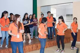 Có thể kiếm ngoại tệ từ giáo dục