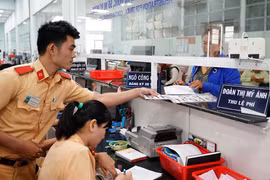 Thay đổi mạnh mức thu lệ phí cấp đăng ký, biển số ô tô, xe máy tại nhiều địa phương 