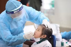 Cử tri Hà Nội kiến nghị sớm đưa học sinh trở lại trường, xử nghiêm người lợi dụng làm từ thiện để trục lợi