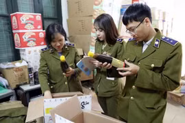 Hà Nội: Kiểm tra, giám sát chặt tại các kho bãi, điểm tập kết hàng hoá dịp cuối năm