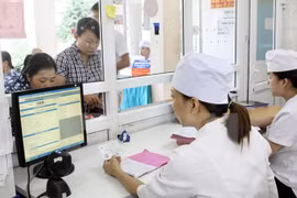 Điều kiện, mức hưởng bảo hiểm y tế cho bệnh nhân khi chuyển tuyến