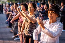 Trợ cấp hằng tháng đối với người tham gia bảo hiểm xã hội chưa đủ điều kiện hưởng lương hưu