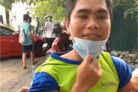 Cảnh sát 141 ngăn chặn hành vi phi tang ma túy của ‘con nghiện‘