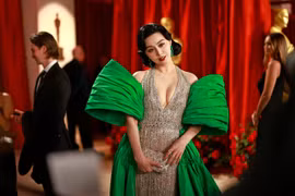 Dàn sao lộng lẫy khoe sắc tại lễ trao giải Oscar 2023