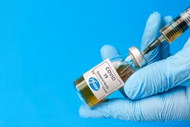 Kháng thể tăng gấp 45 lần sau 2 tuần tiêm mũi thứ ba vaccine Pfizer 