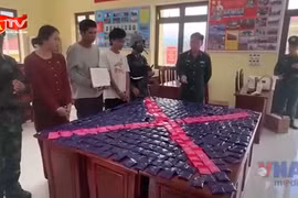 Bắt giữ 3 đối tượng vận chuyển 100.000 viên ma túy tổng hợp tại khu vực biên giới