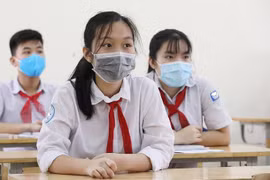 Đề thi Toán vào lớp 10 Hà Nội 2023: Mức điểm trung bình khoảng từ 6 - 7 điểm