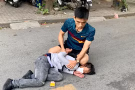 Thiếu tá Công an quyết liệt truy đuổi cả cây số, khống chế tên trộm 6 tiền án