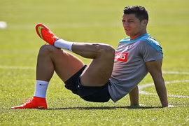 5 ngôi sao đang vật lộn với chấn thương để kịp dự World Cup