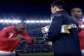 Messi được cầu thủ Trinidad&Tobago vái lạy như “tế sao”