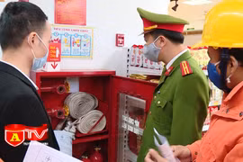 Tăng cường phòng cháy, chữa cháy tại các chợ và siêu thị dịp Tết