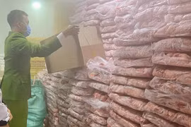 Phát hiện hơn 6,2 tấn thực phẩm đông lạnh không rõ nguồn gốc