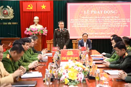 Công an tỉnh Bắc Giang phát động phong trào thi đua đặc biệt xóa nhà tạm, nhà dột hỗ trợ người có công
