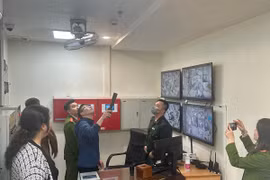 Công an quận Tây Hồ kiểm tra an toàn PCCC tại Bệnh viện Thu Cúc