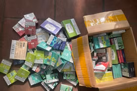Công an quận Tây Hồ thu giữ nhiều hàng lậu 