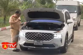 Các trung tâm đăng kiểm tiếp tục nhận chi viện từ lực lượng CSGT