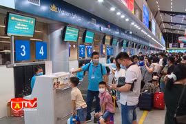 Thí điểm sử dụng tài khoản định danh điện tử mức độ 2 ở sân bay