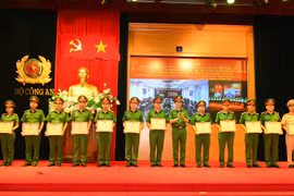 Chặn các hành vi xâm hại động vật hoang dã