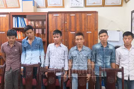 Nửa đêm xông vào công trường, đánh đập bảo vệ, cướp tài sản