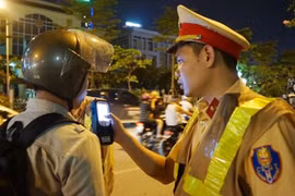 Hơn 1 tháng, phạt gần 30.000 lái xe vi phạm nồng độ cồn, ma túy