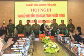 Đảng bộ Công an Hà Nội có đóng góp quan trọng trong thành tích chung của Thành phố