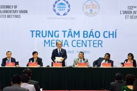 Chủ tịch Quốc hội Nguyễn Sinh Hùng: Hợp tác bình đẳng để cùng phát triển bền vững