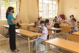 Từ 15-10: Ở nơi thiếu trường công lập, trẻ học tư thục tiểu học được hỗ trợ học phí