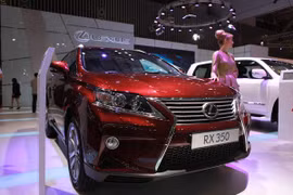 Toyota thu hồi xe Lexus RX200t và RX350 do lỗi túi khí hành khách