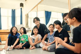 Hà Anh Tuấn trở thành Đại sứ của "Tổ chức Trẻ em Rồng Xanh"