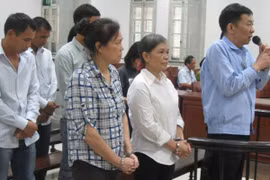 Lùi thời gian tuyên án vụ kinh doanh đa cấp vì... sự cố bất ngờ