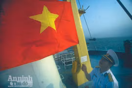 Kiên trì và kiên quyết đấu tranh bảo vệ chủ quyền