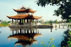 Báu vật ở đền Đô