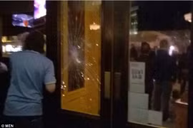 CĐV Man City bị "phục kích" ở Seville