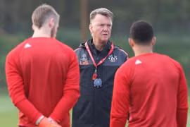 Tiết lộ biệt danh vui nhộn của HLV Van Gaal ở M.U