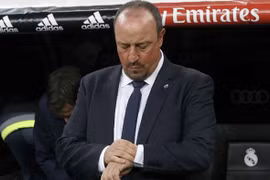 Phòng thay đồ của Real Madrid rối loạn vì Benitez